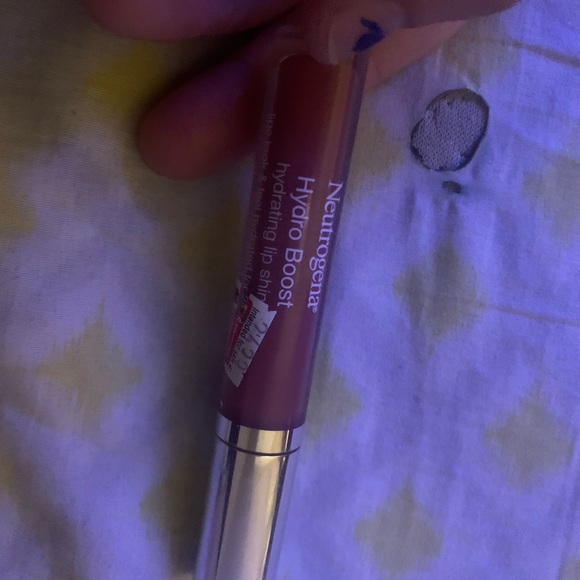 NEVER WORN MAKE-UP ESSENTIALS: - Picture 8 of 11